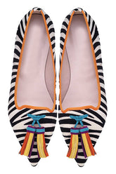 Wild Tassel Pointed Flat Shoes